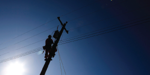 T8_Secondary-News-power outages.jpg